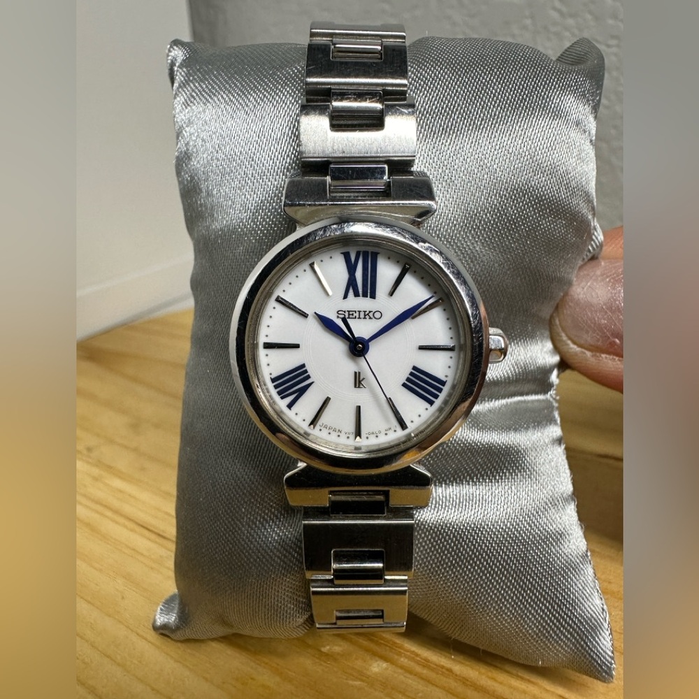 Seiko Lukia solar watch - Picture 10 of 14